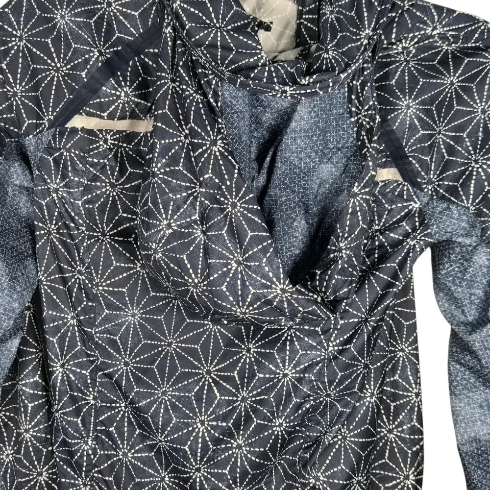 Lululemon Navy Blue Geometric Starburst Half Zip Windbreaker Jacket Size 4